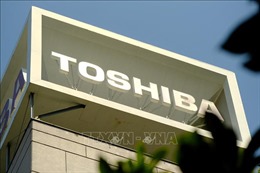 Toshiba tạm ngừng kế hoạch chia tách tập đoàn