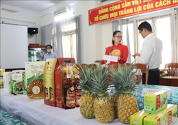 Phú Yên trao chứng nhận cho 9 sản phẩm OCOP