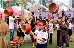 &#39;Tuổi thơ với ngày hè&#39; tại Làng Văn hóa - Du lịch các dân tộc Việt Nam