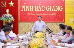 Thủ tướng Phạm Minh Chính làm việc với Ban Thường vụ Tỉnh ủy Bắc Giang