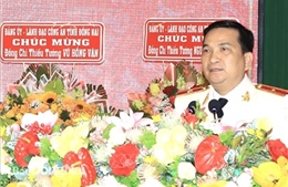 Trao quyết định bổ nhiệm Giám đốc Công an tỉnh Đồng Nai và Hà Tĩnh