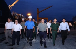 Thủ tướng Phạm Minh Chính kiểm tra tình hình hoạt động cảng Cái Cui