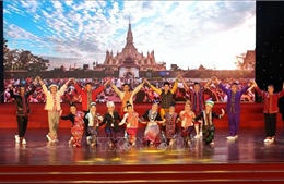 Đặc sắc chương trình biểu diễn của Đoàn nghệ thuật Quốc gia Lào tại Đà Nẵng