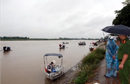 Tìm thấy thi thể 3 bé gái trong vụ 4 người mất tích trên sông ở Nam Định