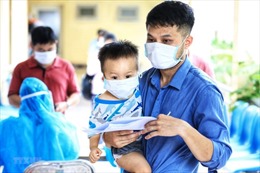 TP Hồ Chí Minh: Trẻ em nhập viện do COVID-19 tăng, Sở Y tế khuyến cáo nên tiêm vaccine cho trẻ