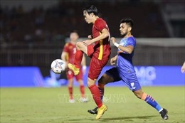 Bóng đá Việt Nam cải thiện thứ hạng