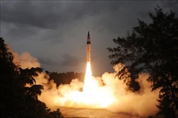 Ấn Độ: Lần đầu phóng thử tên lửa mang nhiều đầu đạn tự chế