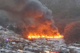 Hàn Quốc: Khoảng 500 người phải sơ tán do hỏa hoạn tại Guryong ở Seoul