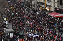 Hàng trăm nghìn người trên toàn nước Pháp tuần hành gây áp lực về cải cách lương hưu
