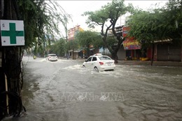 Mưa to diện rộng ở Quảng Nam, mưa đá tại thành phố Tam Kỳ