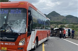 Tai nạn giao thông trên cao tốc La Sơn - Túy Loan khiến 1 người tử vong, 4 người bị thương