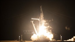 Tàu vũ trụ Dragon của SpaceX vận chuyển hàng hóa tiếp tế lên ISS