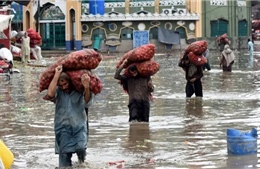Gần 200 người chết và bị thương do mưa lũ ở Pakistan