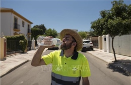 Tây Ban Nha ban bố cảnh báo nguy hiểm cực độ do nắng nóng 