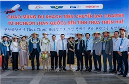 Chuyến bay đầu tiên từ Hàn Quốc đến Cảng Hàng không quốc tế Phú Bài