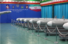 Iran công bố các tàu mới trang bị tên lửa có tầm bắn 600 km