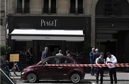 Cướp đồ trang sức trị giá hàng triệu USD tại Paris