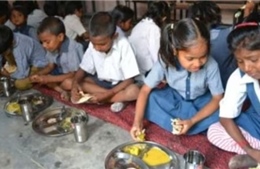70 học sinh Ấn Độ phải nhập viện sau khi ăn trưa tại trường học