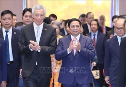 Thủ tướng Phạm Minh Chính và Thủ tướng Lý Hiển Long đối thoại với lãnh đạo trẻ Việt Nam – Singapore