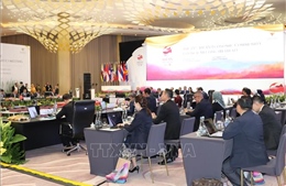 Hội nghị Cấp cao ASEAN lần thứ 43: ASEAN thảo luận về tăng cường thể chế