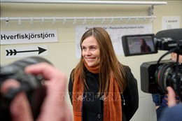 Thủ tướng Iceland tham gia cuộc đình công vì bình đẳng giới