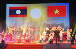 Đặc sắc chương trình giao lưu nghệ thuật Việt Nam - Lào