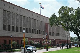 Quốc hội Ấn Độ đình chỉ tư cách của 78 nghị sĩ