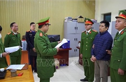 Bắt tạm giam Phó Trưởng phòng Tài nguyên và Môi trường huyện Xín Mần (Hà Giang)