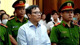 Lạm quyền khi thi hành công vụ, cựu Chủ tịch Saigon Co.op bị tuyên phạt 10 năm tù