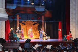 Sân khấu TP Hồ Chí Minh rộn ràng mùa kịch Tết​​