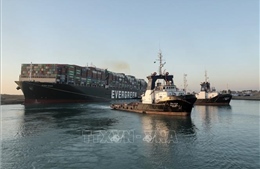 Các tàu container chưa thể sớm trở lại hải trình qua Kênh đào Suez