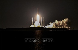 SpaceX &#39;thương mại hóa&#39; các linh kiện vệ tinh