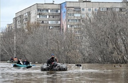 Lũ lụt tiếp tục diễn biến nghiêm trọng tại Kazakhstan, Nga