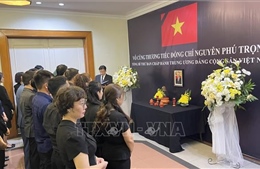 Đại sứ quán Việt Nam tại Indonesia tổ chức Lễ viếng Tổng Bí thư Nguyễn Phú Trọng