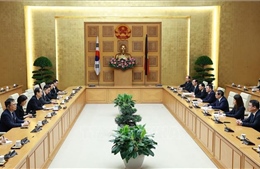 Thủ tướng Chính phủ Phạm Minh Chính tiếp Thủ tướng Hàn Quốc Han Duck Soo 