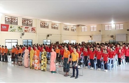 Giờ học đặc biệt tại Lào &#39;sống lại&#39; ngày 30/4 lịch sử