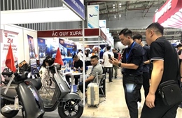 Khai mạc chuỗi triển lãm quốc tế về công nghiệp ô tô và hạ tầng giao thông