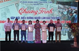 Tôn vinh người làm báo tiêu biểu ở Tây Nguyên