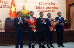 Chủ tịch UBND và Chủ tịch Ủy ban MTTQ Việt Nam thành phố Đà Nẵng xin nghỉ hưu trước tuổi