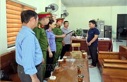 Khởi tố 3 đối tượng mua bán hóa đơn thu lợi hơn 5 tỷ đồng