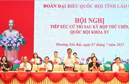 Thường trực Ban Bí thư Trần Cẩm Tú tiếp xúc cử tri tại Lào Cai