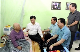 Lãnh đạo Đảng, Nhà nước quan tâm chăm lo cho người có công