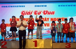 Giải Cờ Vua miền Trung và Tây Nguyên cống hiến cho người hâm mộ nhiều ván cờ gay cấn và kịch tính