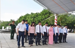 Dâng hương tưởng niệm nhân 104 năm Ngày sinh đồng chí Lê Quang Đạo