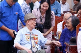 80 năm Quốc khánh: Hà Nội tri ân cán bộ lão thành cách mạng, người có công tiêu biểu