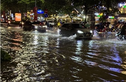 Cảnh báo ngập úng khu vực Hà Nội