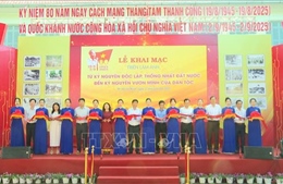  Triển lãm ảnh với góc nhìn chân thực, sống động về Bác Hồ và Thành phố Hồ Chí Minh