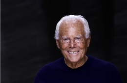 Hàng nghìn người tiếc thương &#39;ông vua thời trang Italy&#39; Giorgio Armani