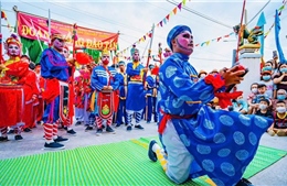 Phát huy giá trị lễ hội truyền thống tiêu biểu phục vụ phát triển du lịch