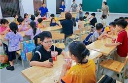 Mưa ngập sau bão số 10: Trường học linh hoạt học tập, đảm bảo an toàn cho học sinh